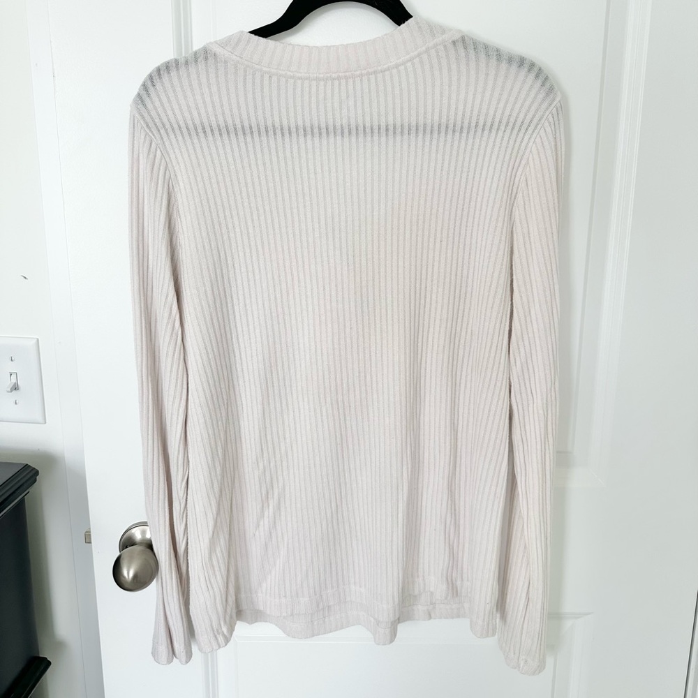 LOFT Ribbed V-Neck - Picture 4 of 5